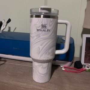 Stanley White and Gray Insulated Dining Mug